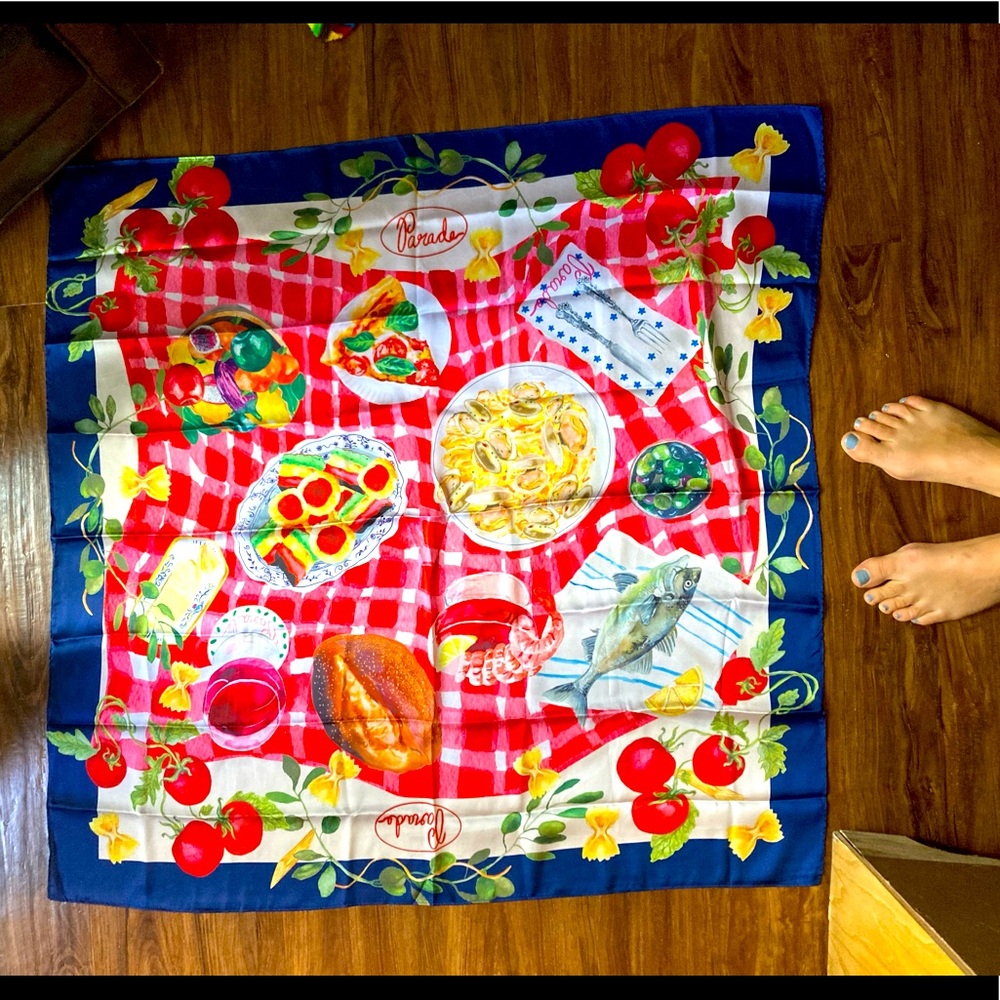 NWOT Parade Vintage Silky Scarf